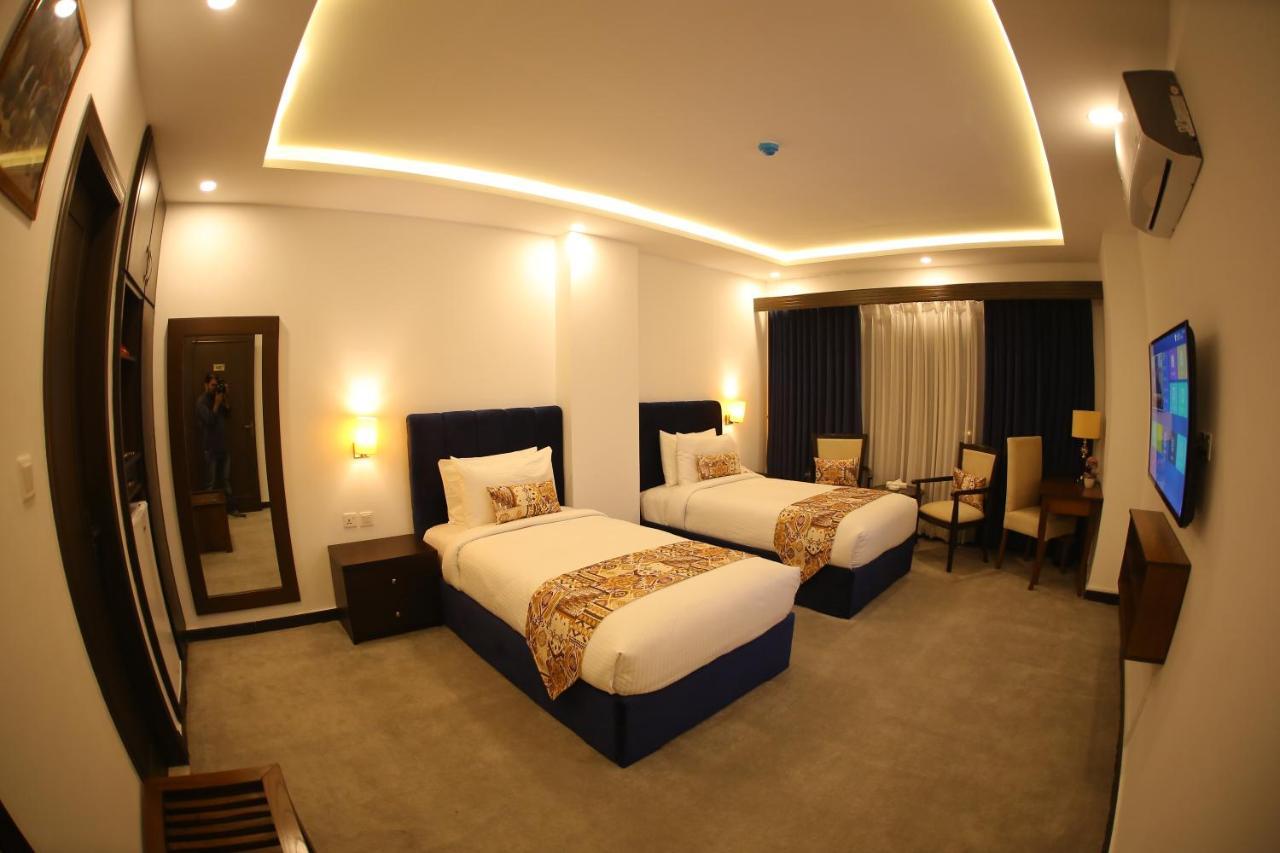 Grand Mongolia Hotel Rawalpindi Ngoại thất bức ảnh