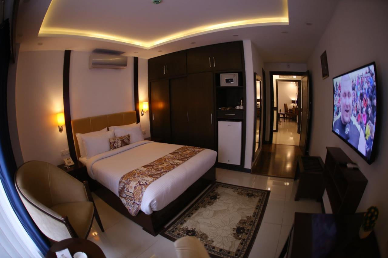 Grand Mongolia Hotel Rawalpindi Ngoại thất bức ảnh