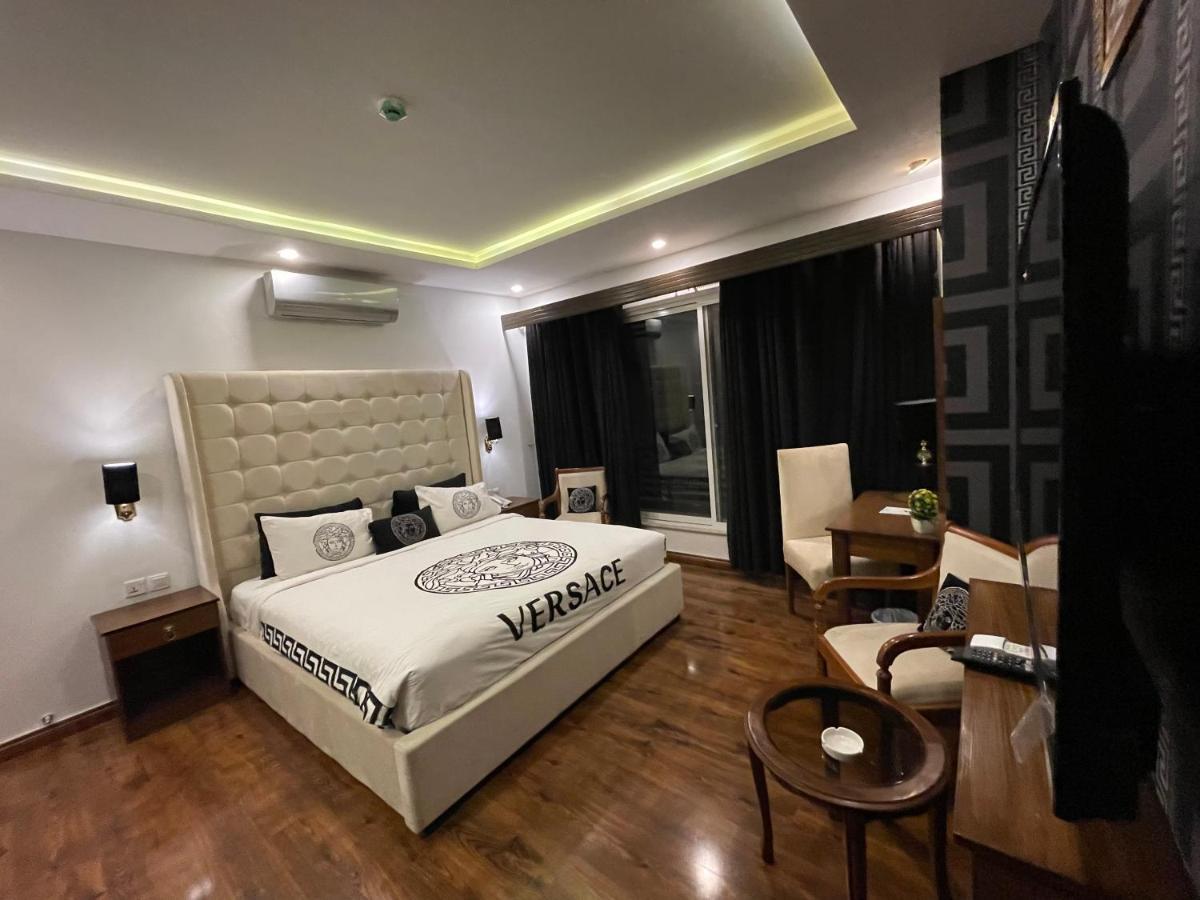 Grand Mongolia Hotel Rawalpindi Ngoại thất bức ảnh