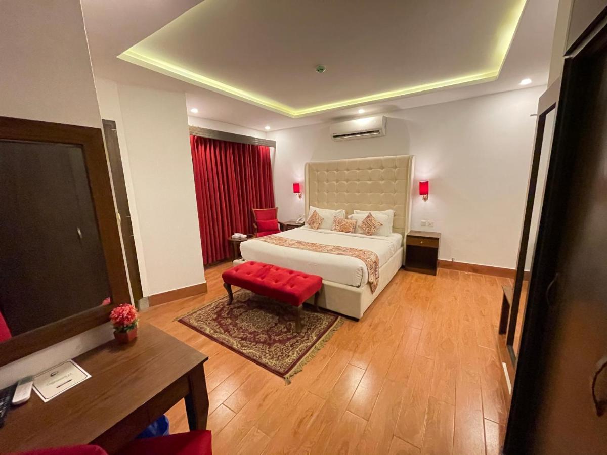Grand Mongolia Hotel Rawalpindi Ngoại thất bức ảnh