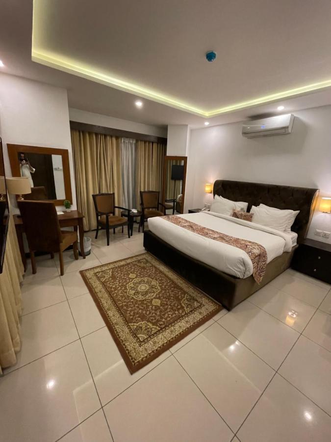 Grand Mongolia Hotel Rawalpindi Ngoại thất bức ảnh