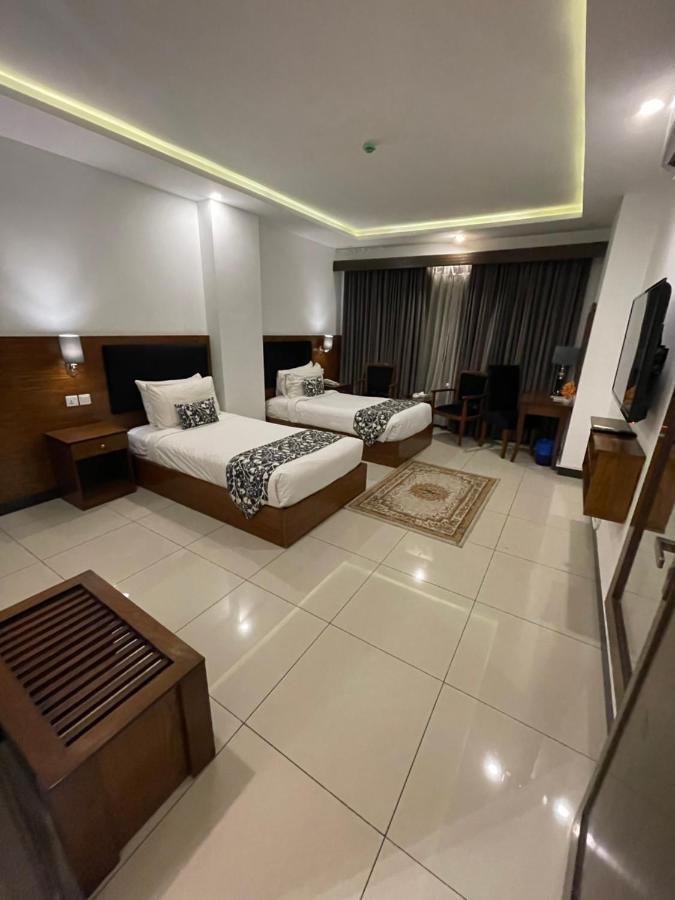 Grand Mongolia Hotel Rawalpindi Ngoại thất bức ảnh
